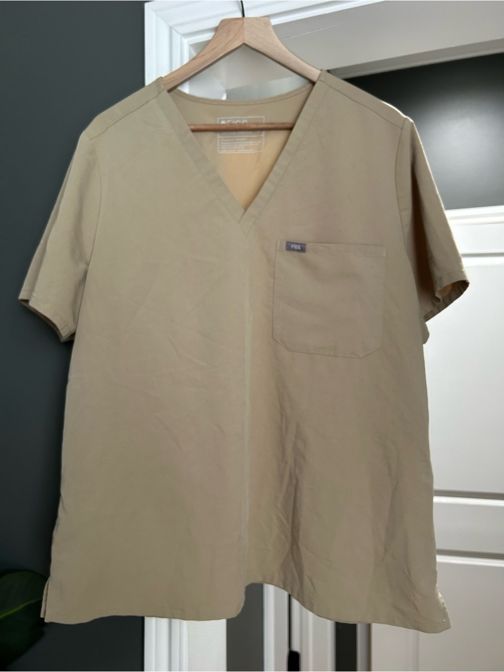 Figs Short Sleeve V-Neck Scrub Top in Khaki